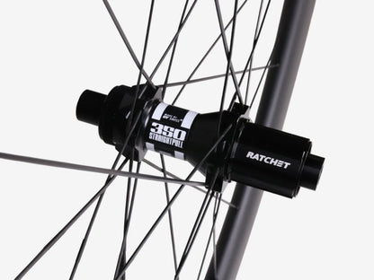 QUASAR QS55 Disc Wheelset